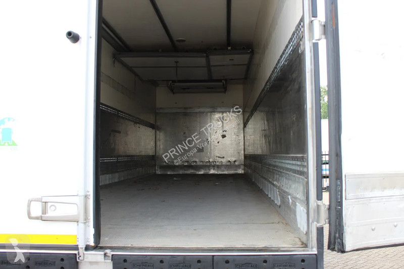 Kamion Volvo 330 * EURO5 * CARRIER SUPRA SILENT...