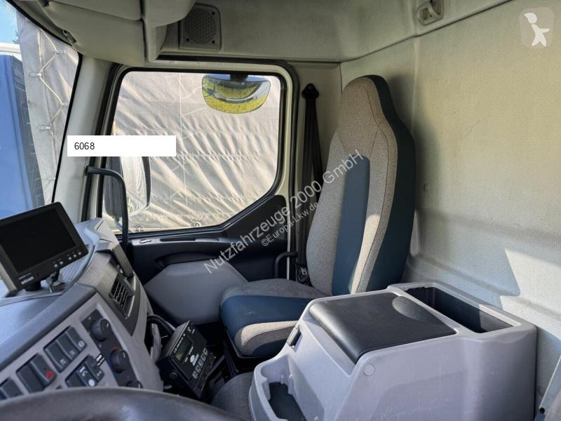 Kamion Volvo FL