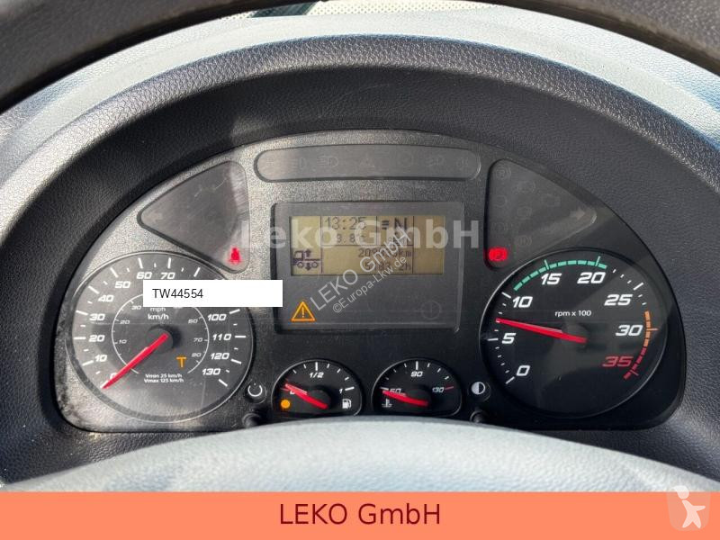 Lastbil Iveco 160 ML 210