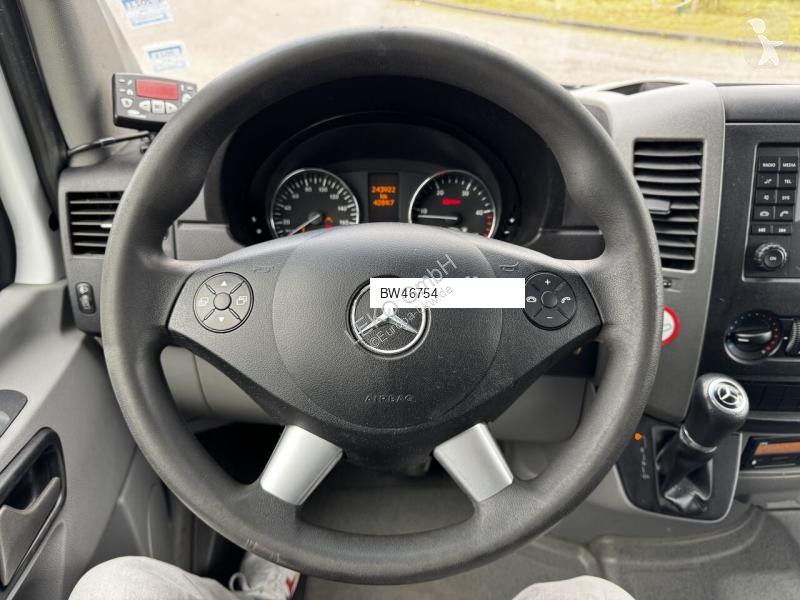 Camión Mercedes 906 Fleischhacken