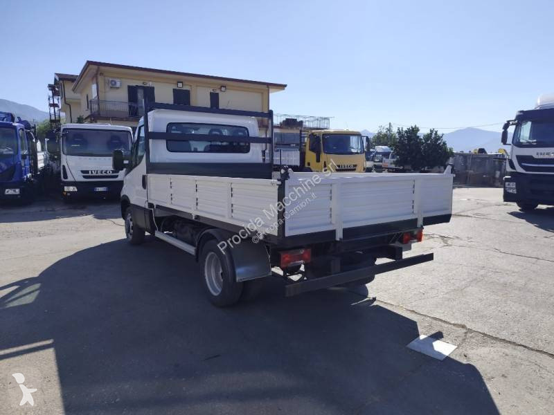Véhicule utilitaire Iveco