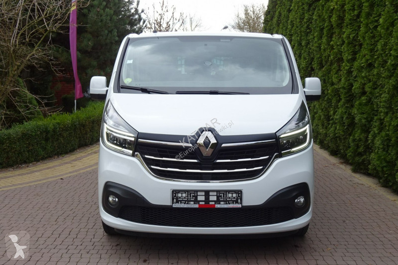 Véhicule utilitaire Renault TRAFIC L2H1 2.0dci...