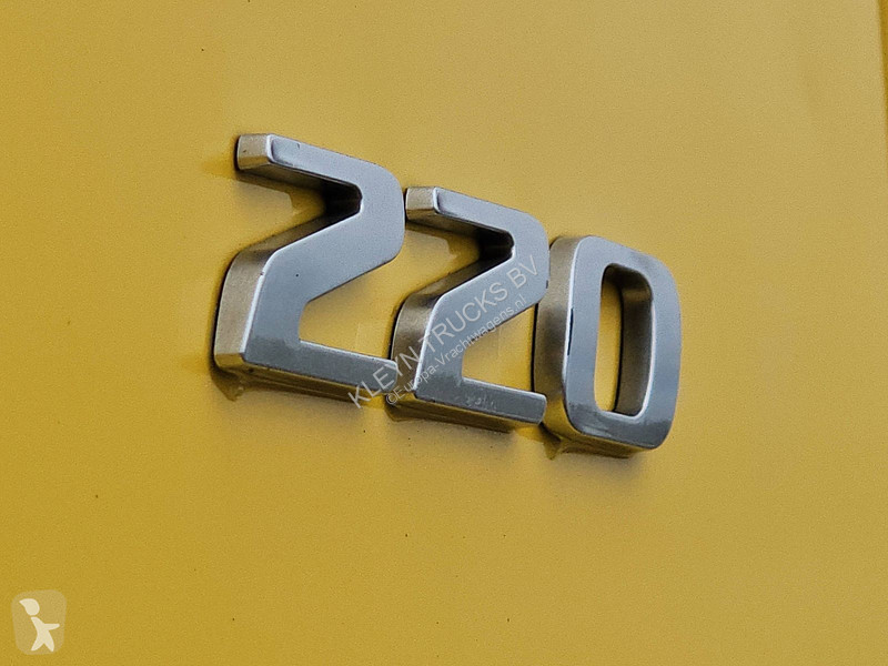 Kamion DAF 220 CARRIER LIFT DOORS