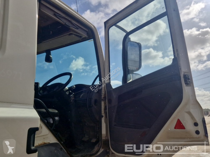Camion  CF310
