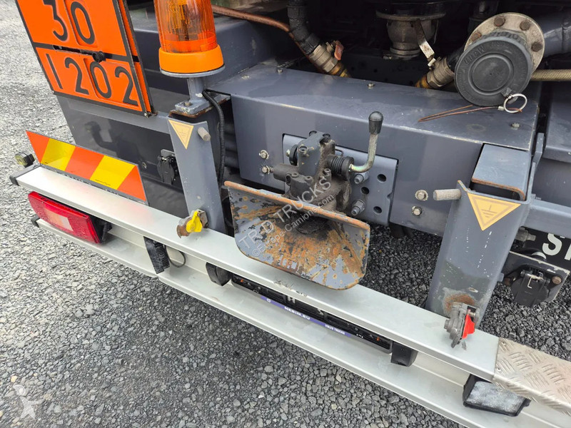 Camion Volvo 400 18000L FUEL/CARBURANT - 5 COMP...