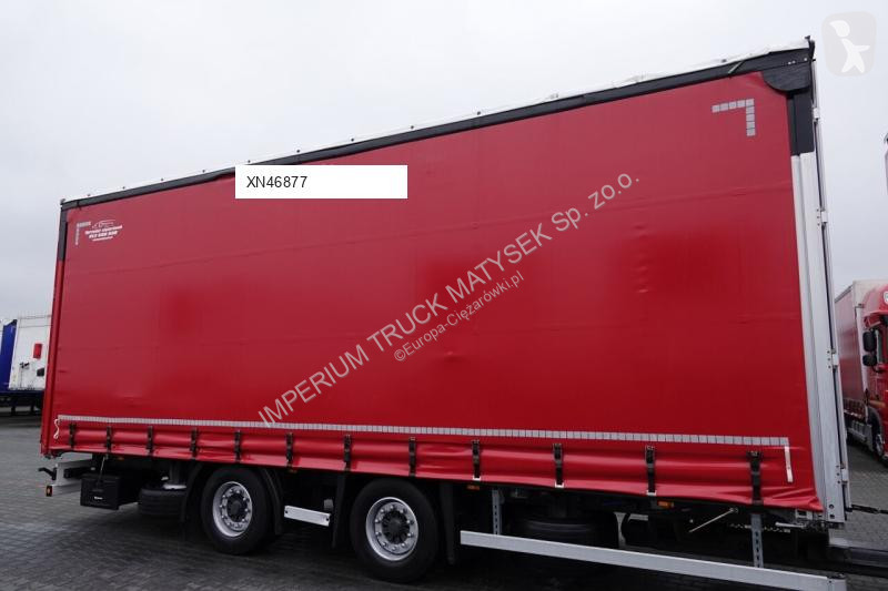 Kamion s návěsem  Camion rideaux coulissants +...