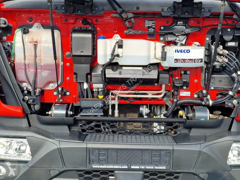Kamion Iveco 75-190 Isotherm box - Zepro...