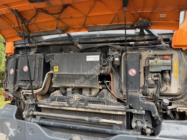 Camion MAN 33.320 6X4 HINTEN LUFT
