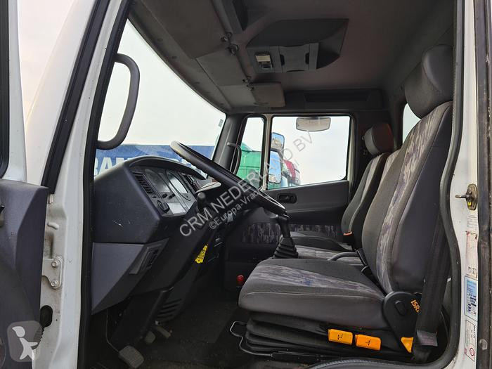 Camion Nissan 210 / Manual / full steel...