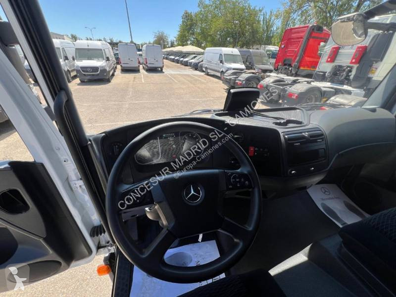 Lastbil Mercedes