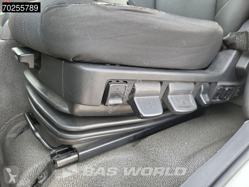 Camión DAF 260 4X2 12t Carrier Supra 1150mt...