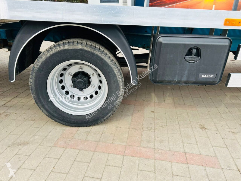 Samochód dostawczy Mercedes 516