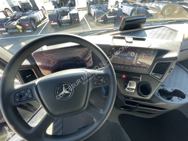 شاحنة Mercedes  1851LS