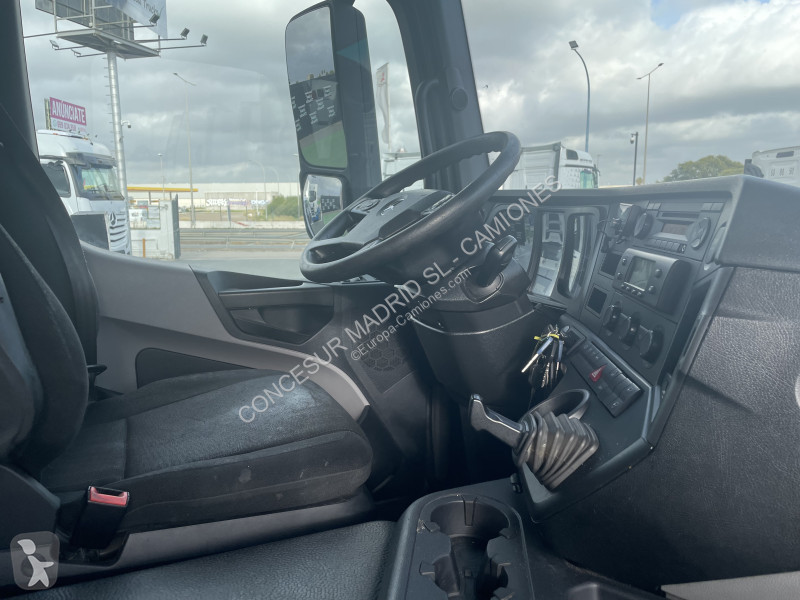 Vrachtwagen Mercedes  1830L