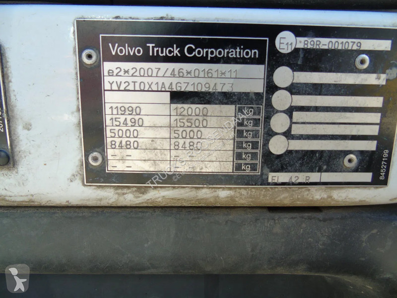 Kamion Volvo FL 250 + euro 6 + lift + 12T