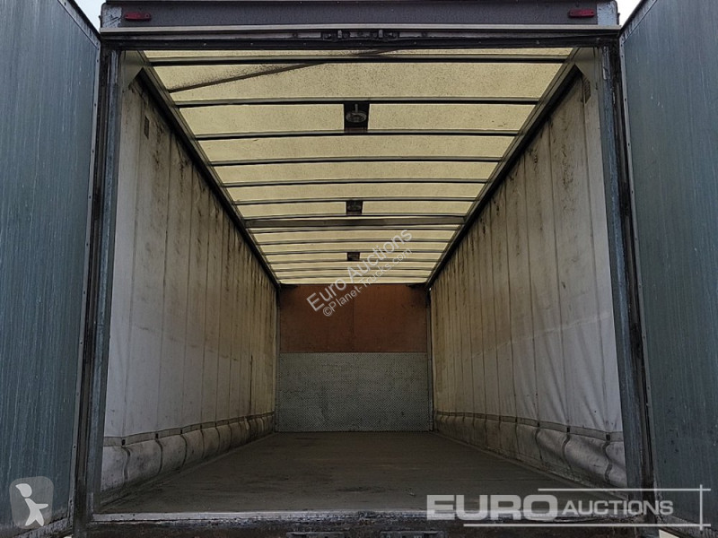 Camion  CF230