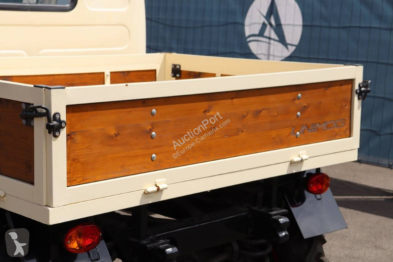 Camion Mercedes 401.104
