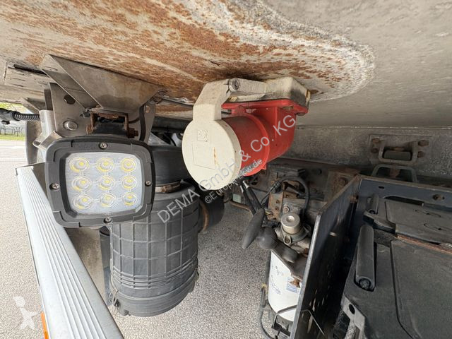 Kamion Volvo...