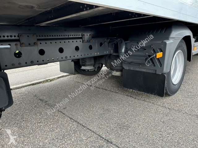 Camion Mercedes 824L Koffer 7,1m LBW Klima...