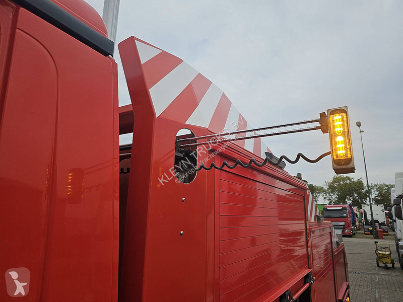 Kamion MAN 8.220  BOTTIE LIFT 8 TON
