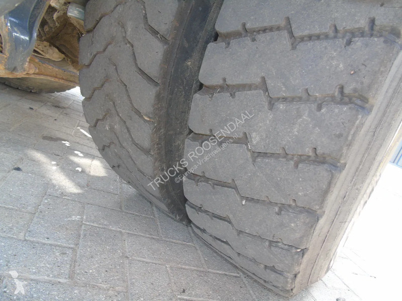 Camion Volvo 340 + MANUAL + 19T