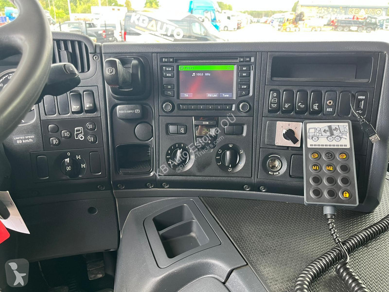 Lastbil Scania P 410 8x4 IEBHERR 9 m3 +...