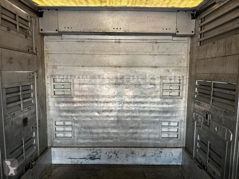 شاحنة DAF 530 4x2 Finkl 2.Stock Viehaufbau