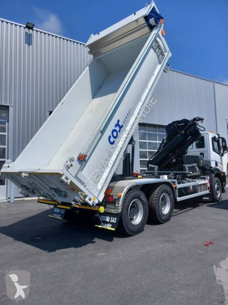 شاحنة Iveco