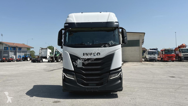 Camion Iveco 490 4x2