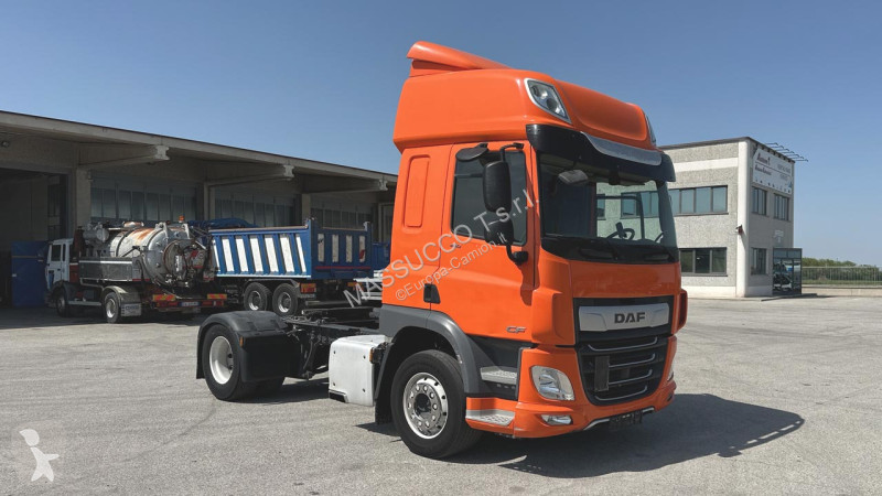 شاحنة DAF CF 410 4X2