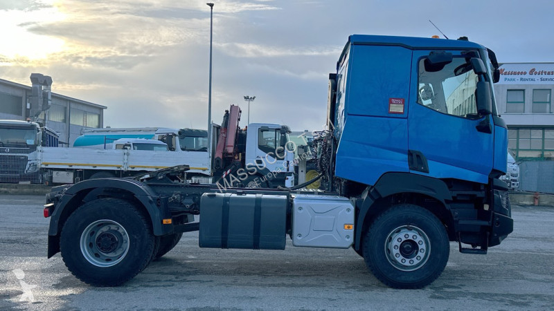 شاحنة Renault K 460 4x2