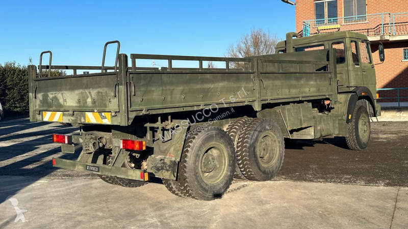 شاحنة Iveco 6x4