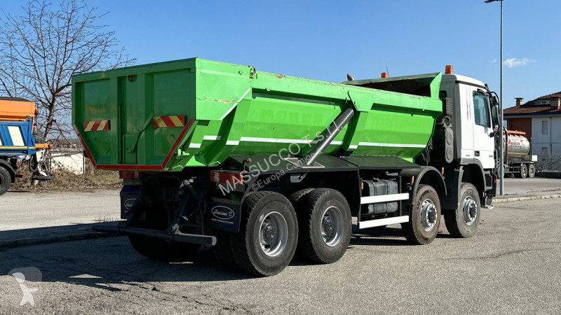 شاحنة Mercedes benz  4146 AKN 8X8