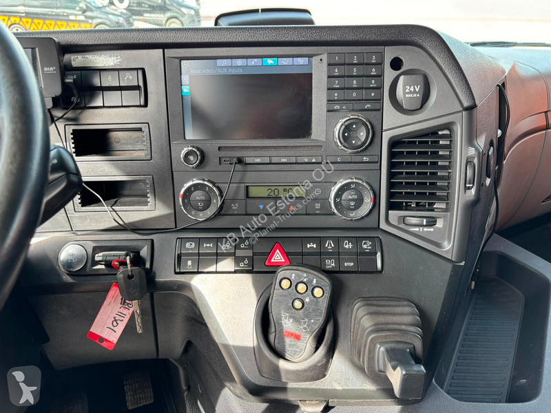 شاحنة Mercedes 2543 6x2*4 Supra Mt / box L=8520 mm