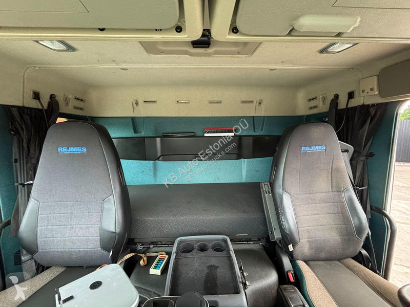 شاحنة Volvo 500 8x4*4 HIAB 144E-5 / BOX L=5992 mm