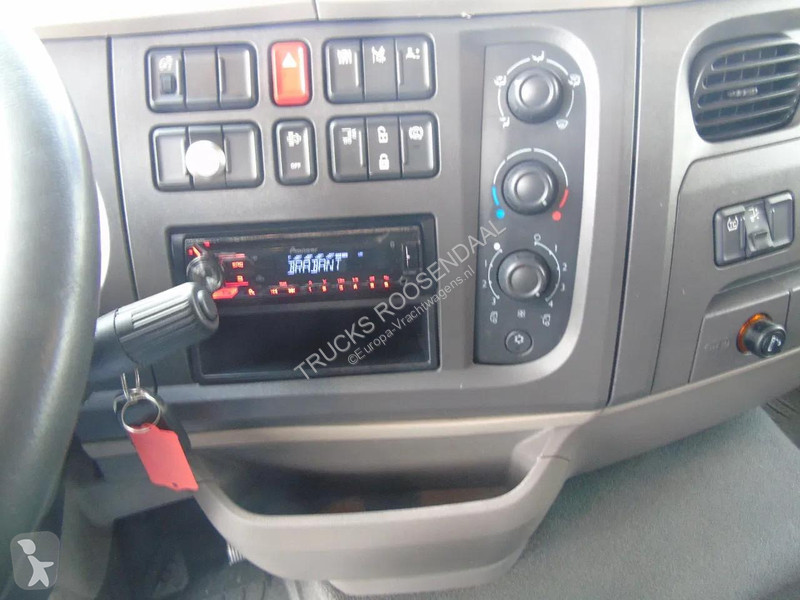 شاحنة DAF 220 + CARRIER SUPRA 850 + 16T + EURO 6