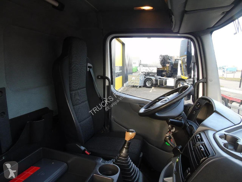 Camion Mercedes 1829 + euro 5 + lift + manual