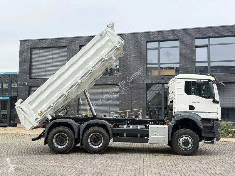 Lastbil MAN 33.440 MAN  33.440 6x6 3-Seiten-...