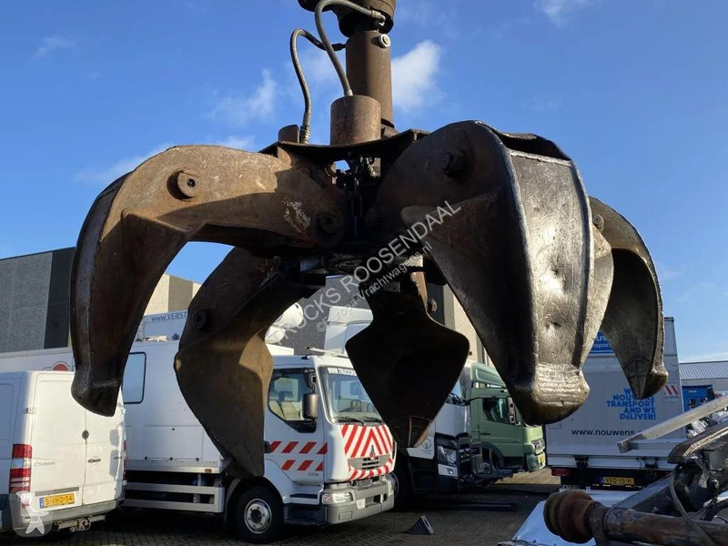شاحنة Volvo 370 + Euro 5 + Palfinger Z-Q170...