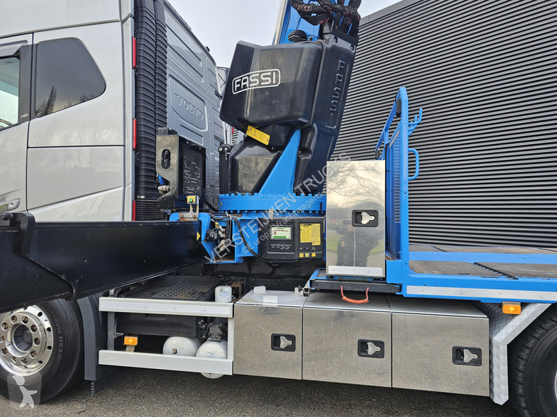 شاحنة Volvo 750 8x4 / RETARDER / FASSI 71 TM + JIB