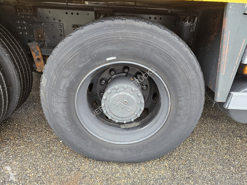شاحنة DAF CF 85330 / 40 t/m CRANE / KRAN /...