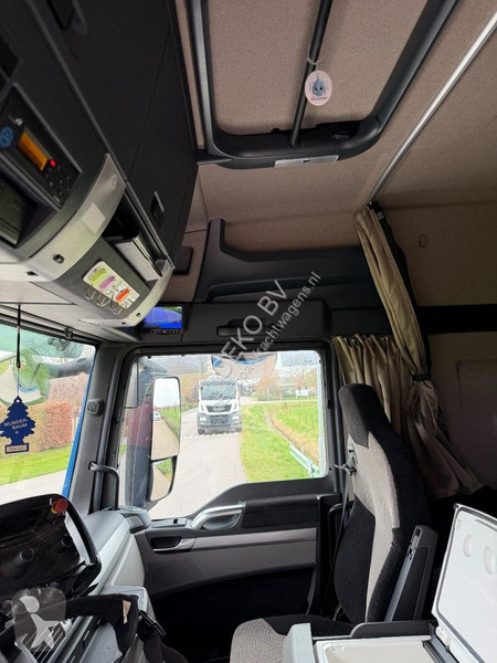 شاحنة MAN 35.510 8x2!!EURO 6 PALFINGER 58002...