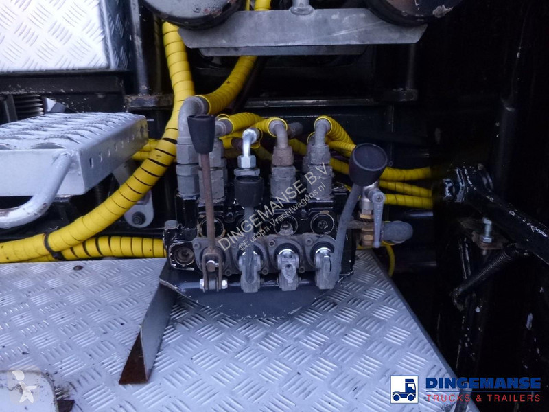 شاحنة DAF 105510 6x4 + Loglift F281S83 crane /...