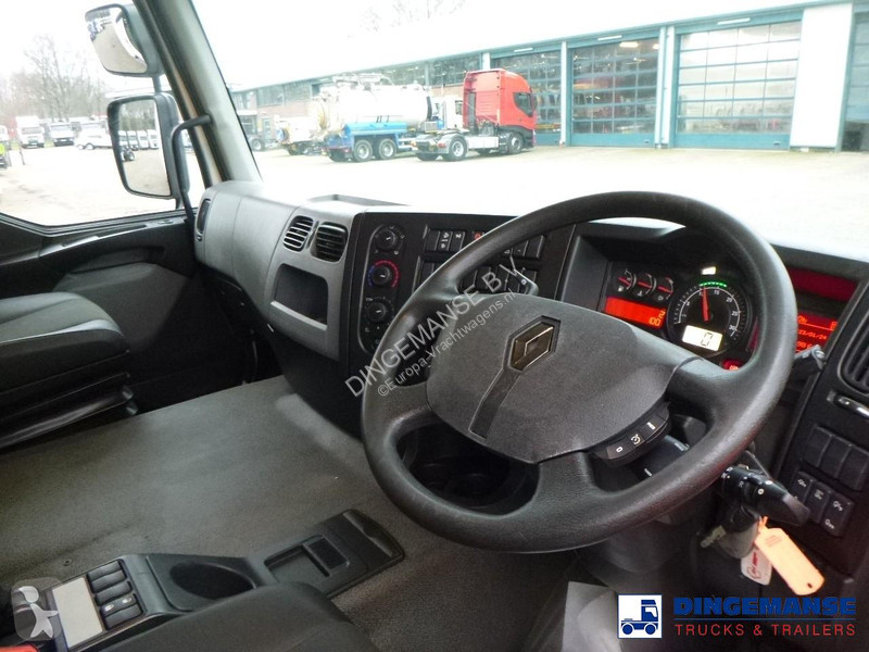شاحنة Renault D18 Wide 4x2 RHD Thermoking T800...