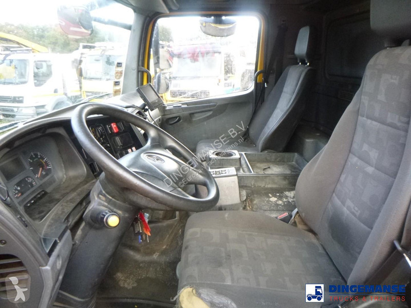Camion Mercedes 1824 4x2 vacuum tank 8.1 m3