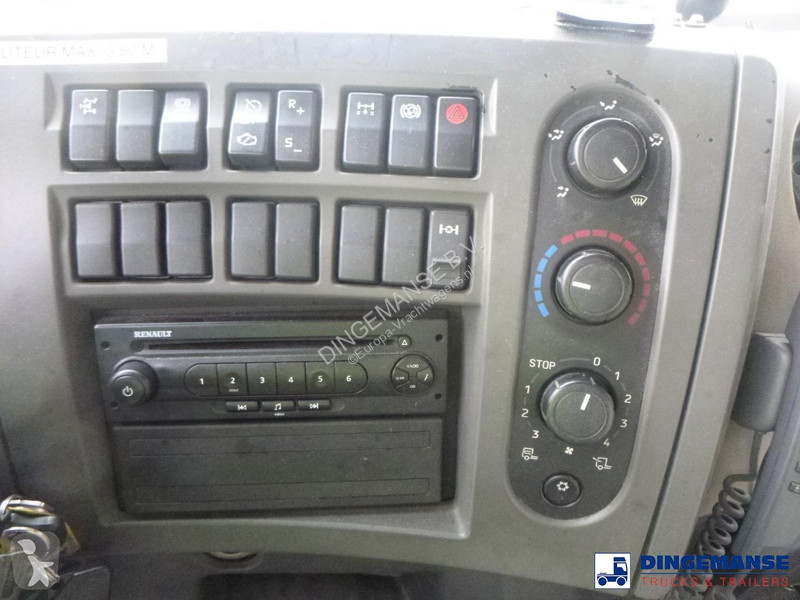 شاحنة Renault 270.19 dxi 4x2 gas tank 19.6 m3