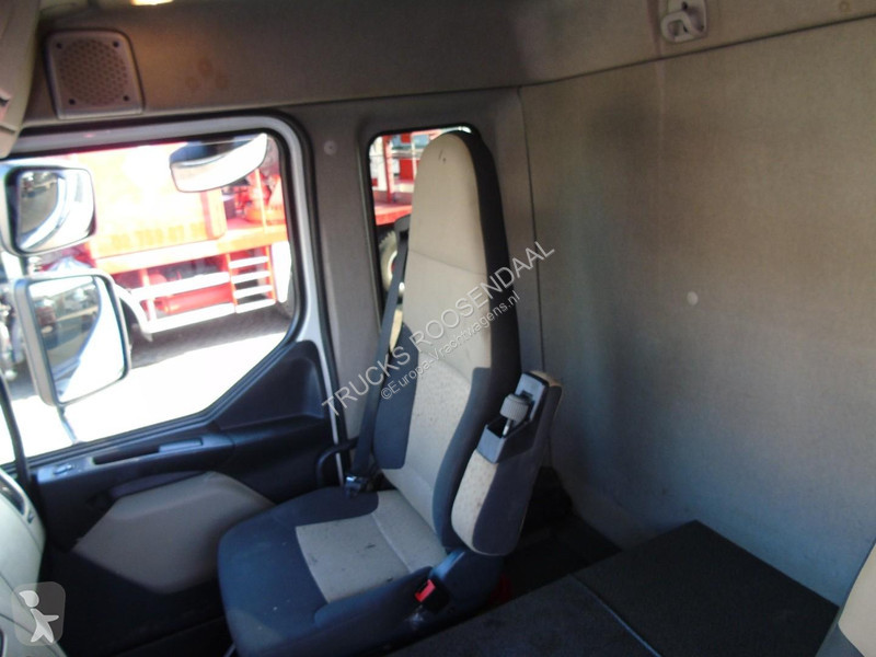 شاحنة Renault 12,220 + euro 5 + LIFT