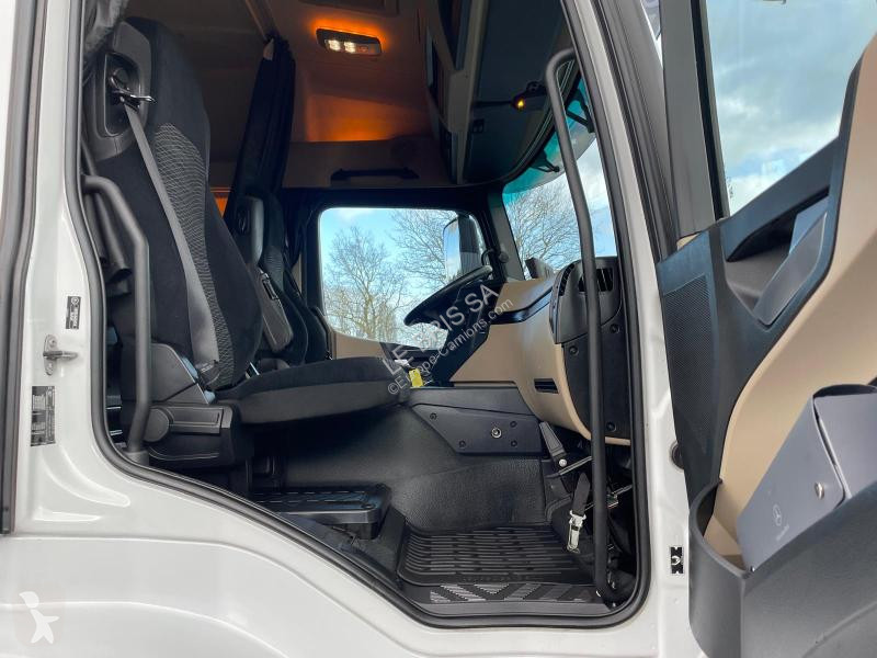 شاحنة Mercedes  ACTROS 25.40