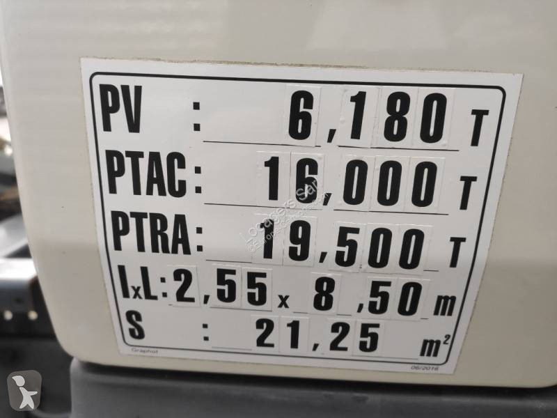 شاحنة Volvo