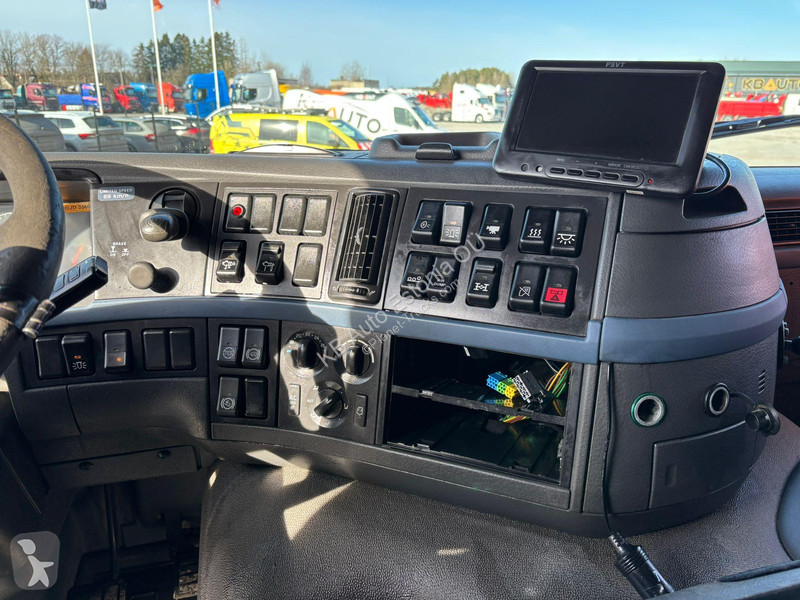 Ciężarówka Volvo 440 8x4*4 PK 27002 / PALIFT...
